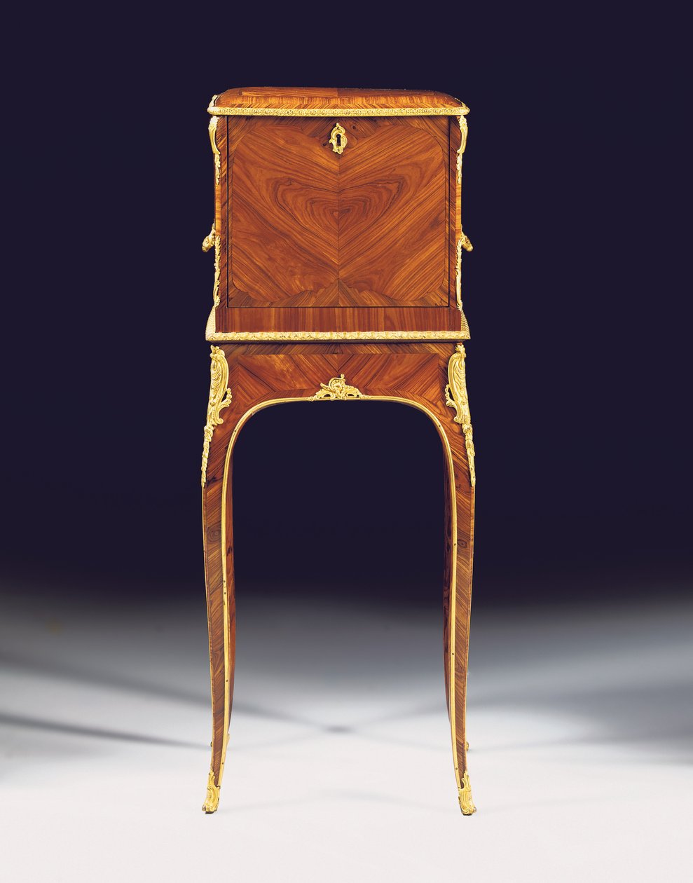 Louis XV smykkeholder af Roger Van Der  Cruse