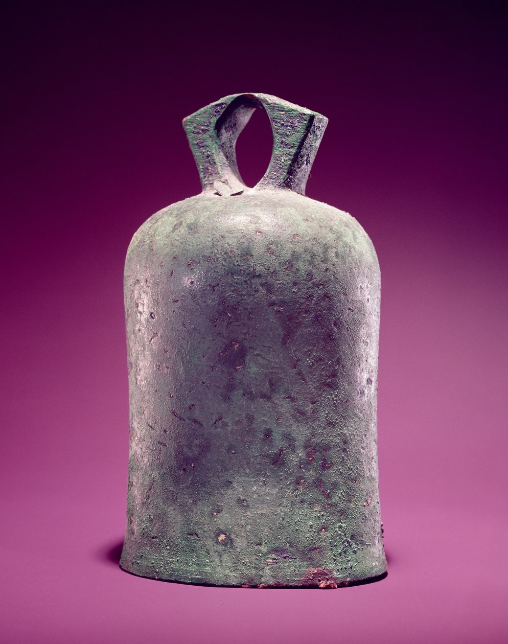 Klokke, fundet i England (bronze) af Roman