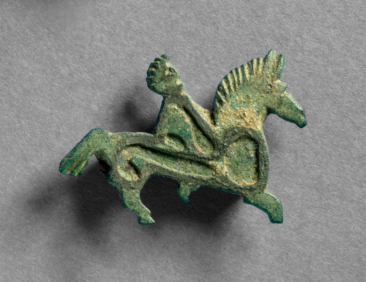 Broche i form af hest og ryttere bronze detalje af 201447 af Roman