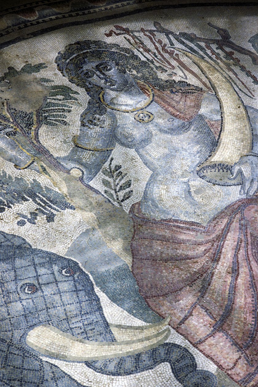 Gulvdetalje, der viser en elefant og hun nøgen af Roman