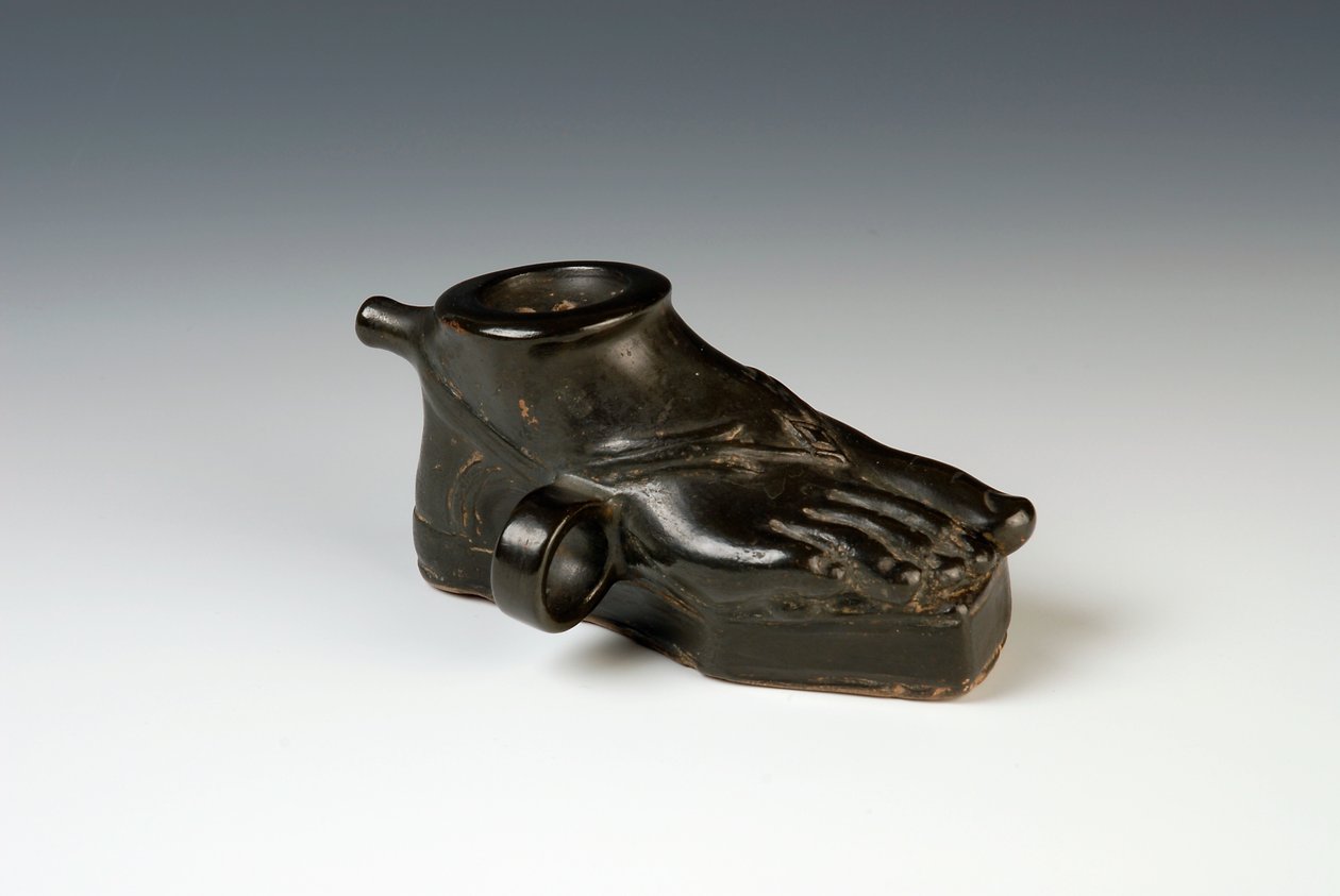 Guttus i form af en fod (terracotta) af Roman