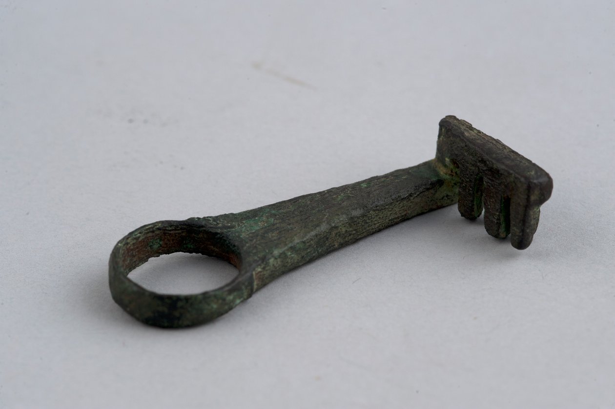 Nøgle (bronze) af Roman