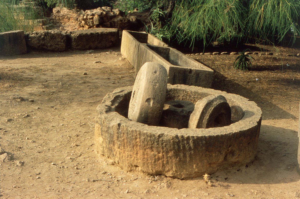 Oliepresse af Roman