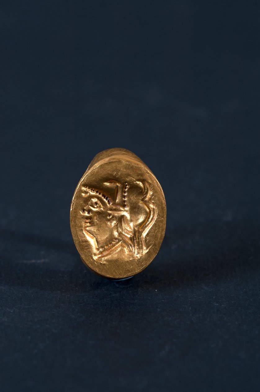 Ring med hoved af Athena (bladguld) af Roman