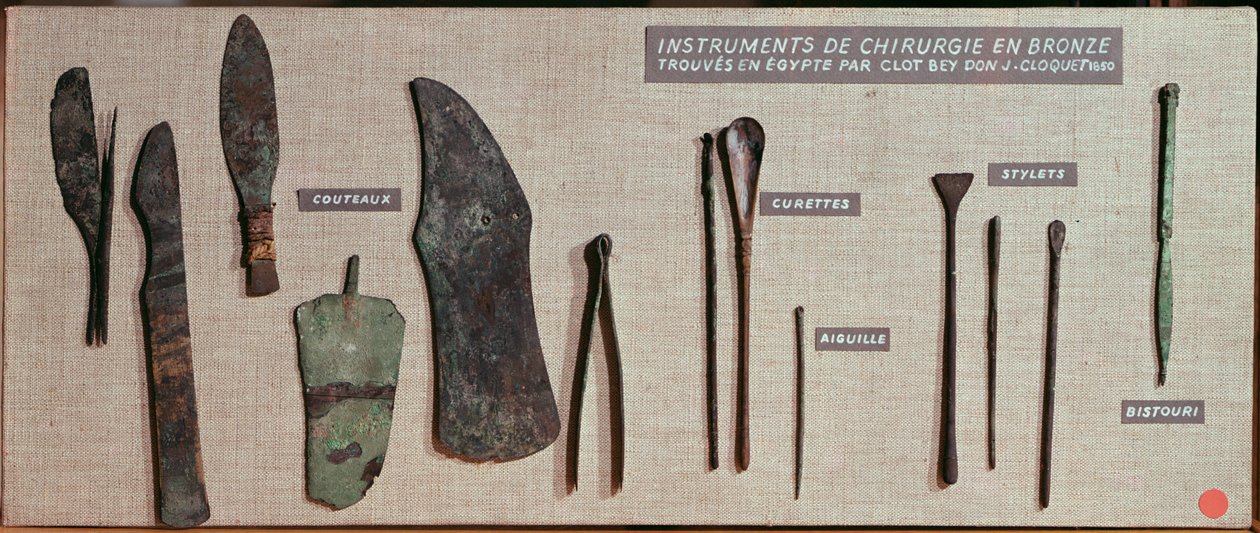 Kirurgiske instrumenter, fundet i Egypten af Antoine Barthelemy Clot Bey (1793-1868) (bronze) af Roman Period Egyptian