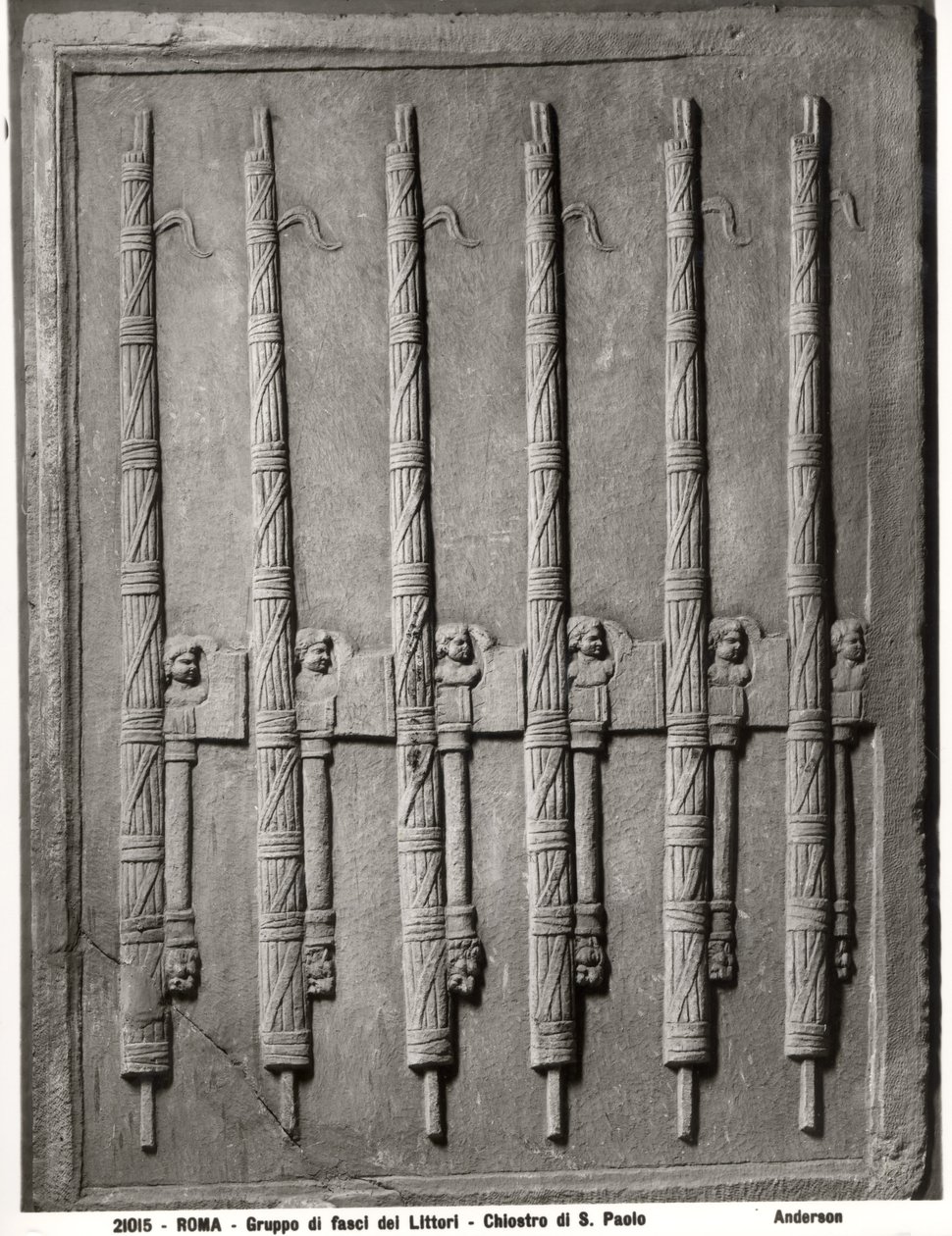 Relief forestillende en gruppe liktors fasces af Roman Roman