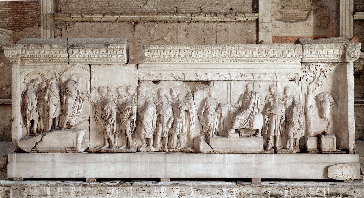 Anaglyph (eller flere) af Trajan, der gengiver kejser Trajans (Traianus eller Traiano) fakta (117-120): en scene for velgørenhed af kejseren for fattige børn og forældreløse børn. Prægede marmorstrømper. Svag. 521x16 cm Rom, Foro Romano (romersk forum), Cu af Roman