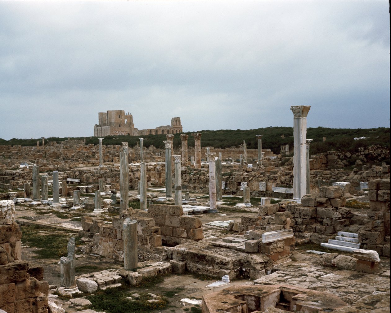 Arkæologisk sted og romersk teater, 2.-3. århundrede af Roman