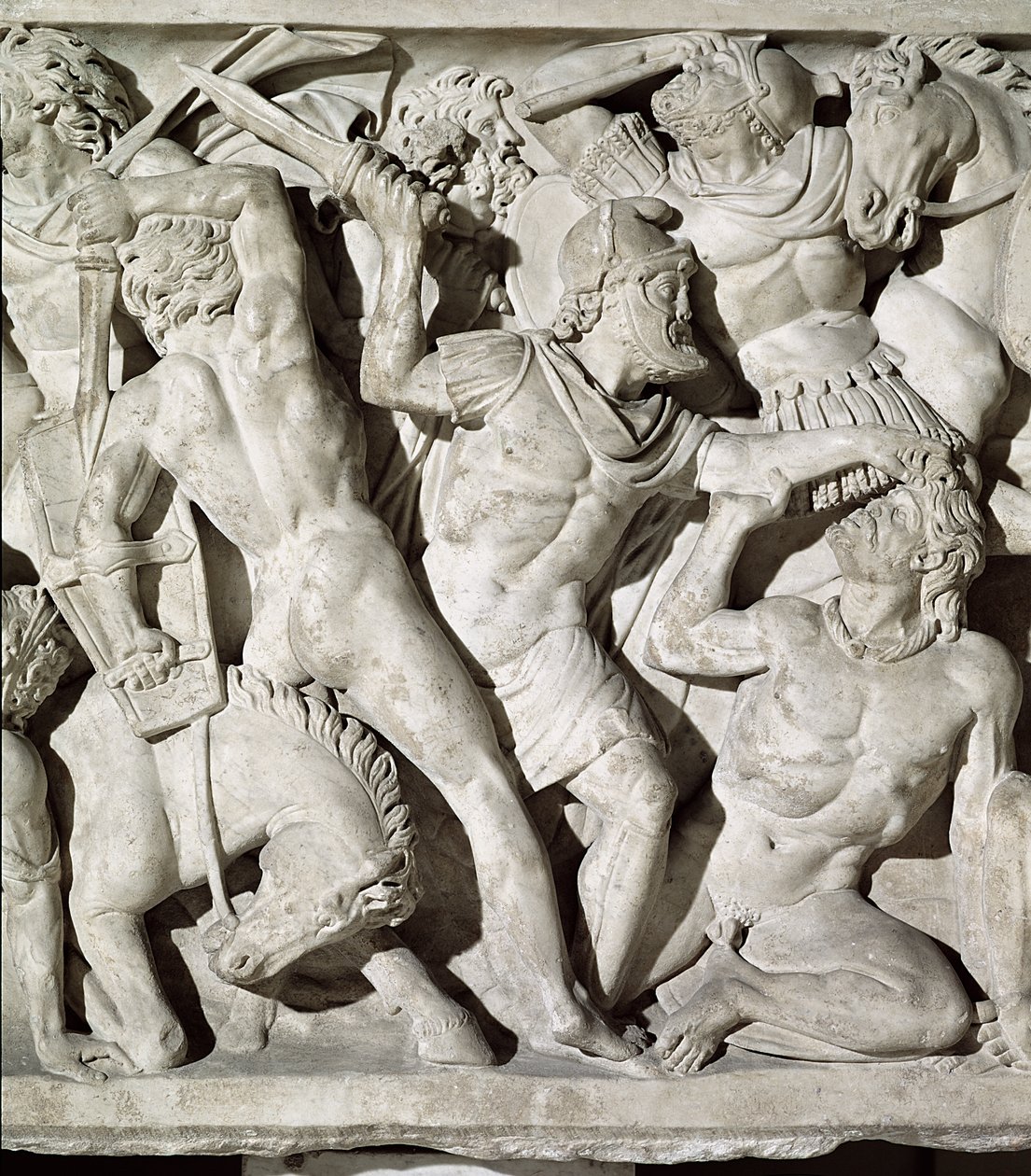 Detalje af en sarkofag, der skildrer en kamp mellem romerne og galaterne sten af Roman