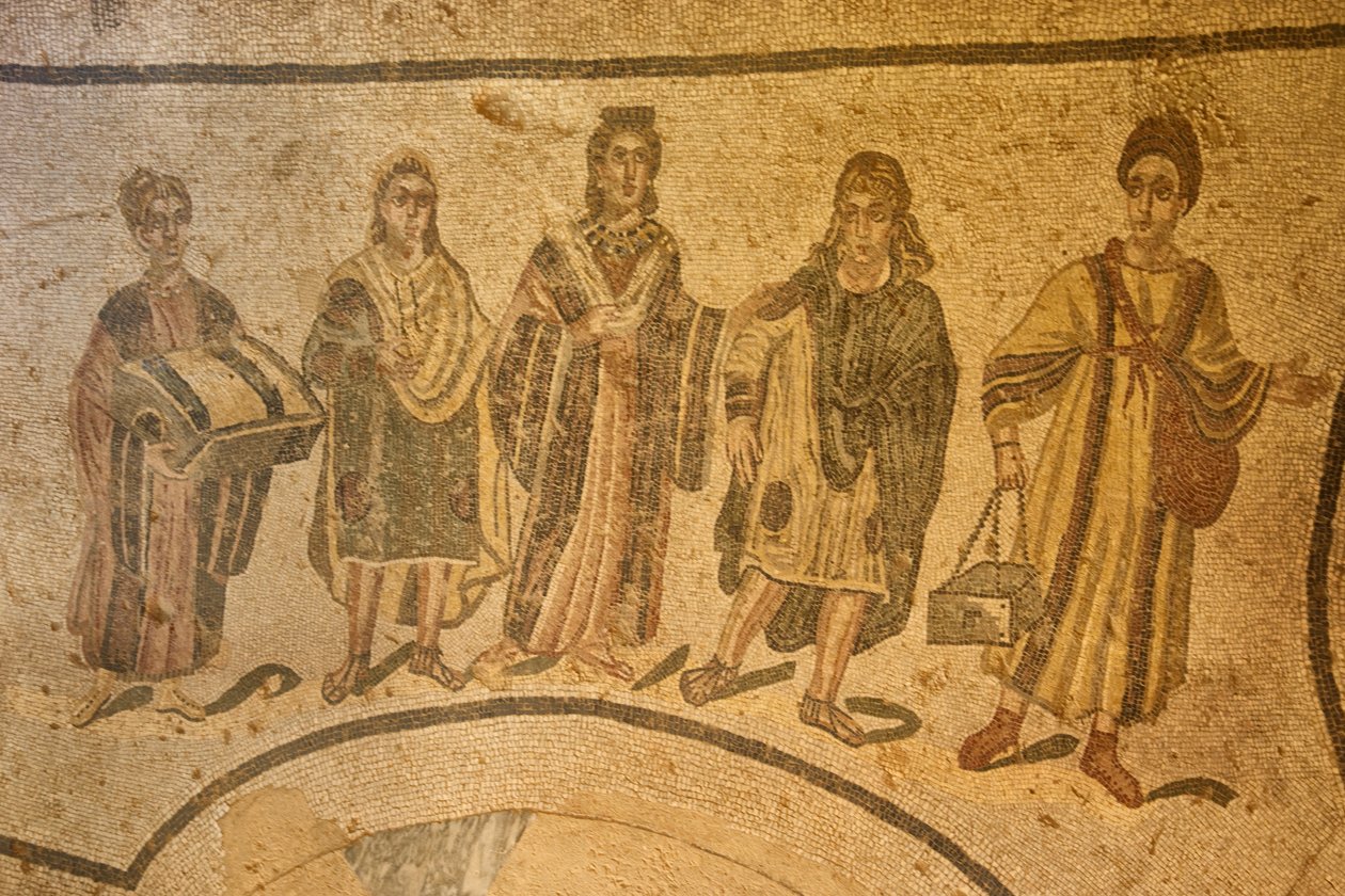 Indgang til termo, gulvmosaik, Villa Romana del Casale, Piazza Armerina, Sicilien, Italien (foto) af Roman