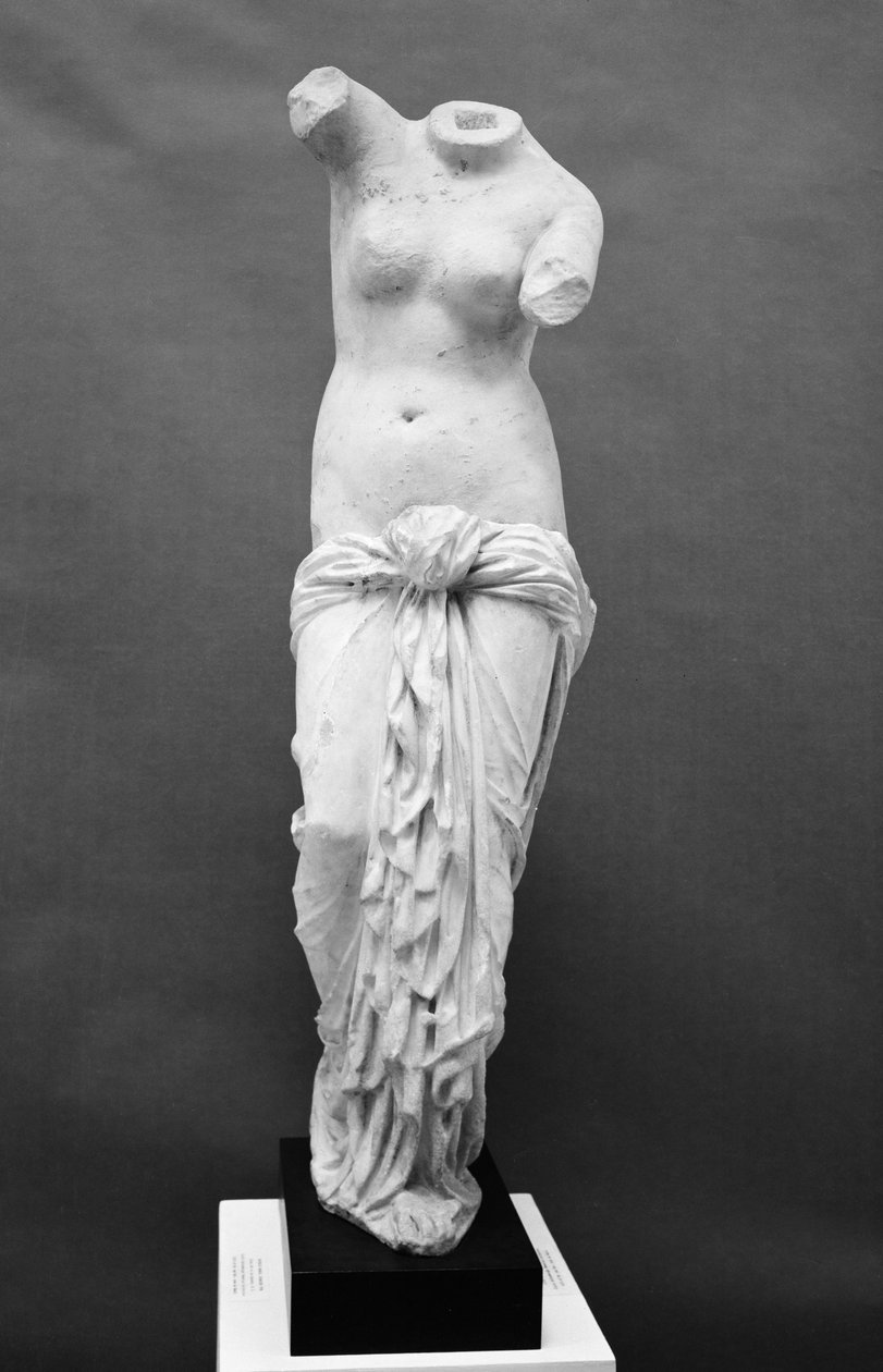 Figur af Afrodite (marmor) af Roman