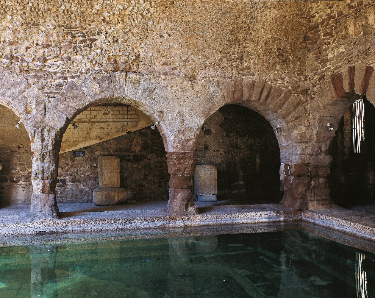 Frigidarium, Caldes de Montbui, Barcelona, ​​​​Spanien, 2.-1. århundrede f.Kr. (foto) af Roman