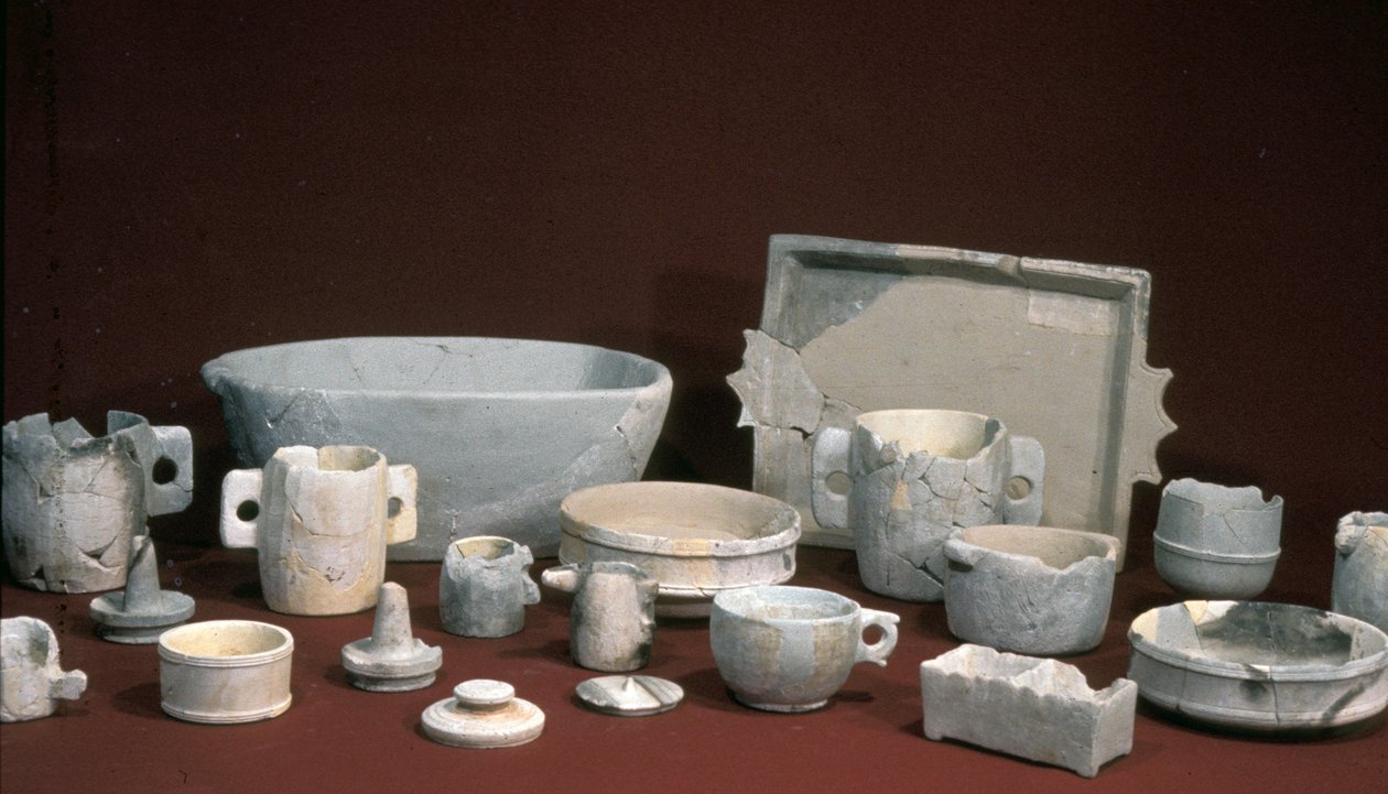 Husholdningsredskaber fundet i den øvre bydel i Jerusalem, begyndelsen af det 1. århundrede af Roman
