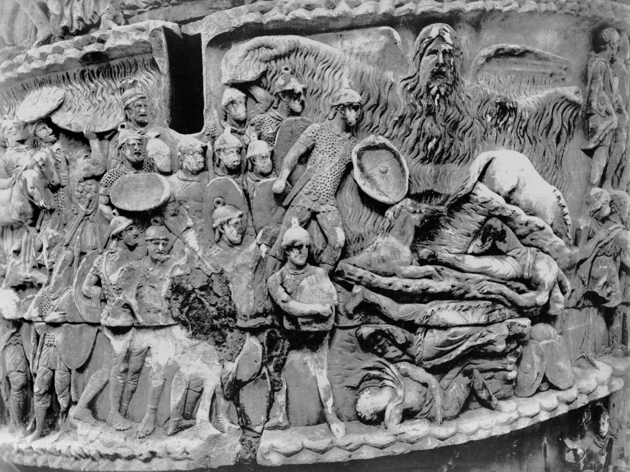 Miraculous Rain, detalje fra kolonnen af Marcus Aurelius, AD 180-196 (marmor) (s/h foto) af Roman