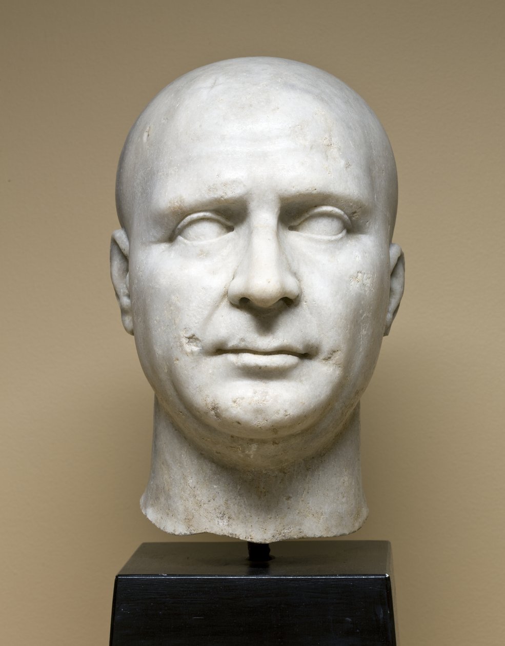 Portræt af en Isis-præst, tidligt 2. århundrede e.Kr. (prokonnesisk marmor) af Roman