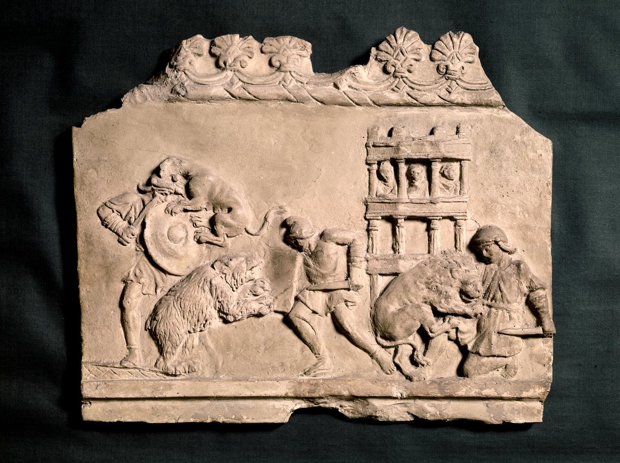 ROMERSK KUNST: Basrelief i terrakotta med tre gladiatorer, der kæmper mod en ... af Roman
