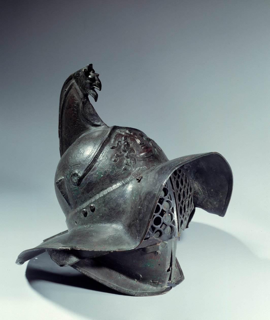 Roman Antiquite: Gladiatorhjelmen bruges under kampe. Find Pompei. Paris, Musée du Louvre af Roman