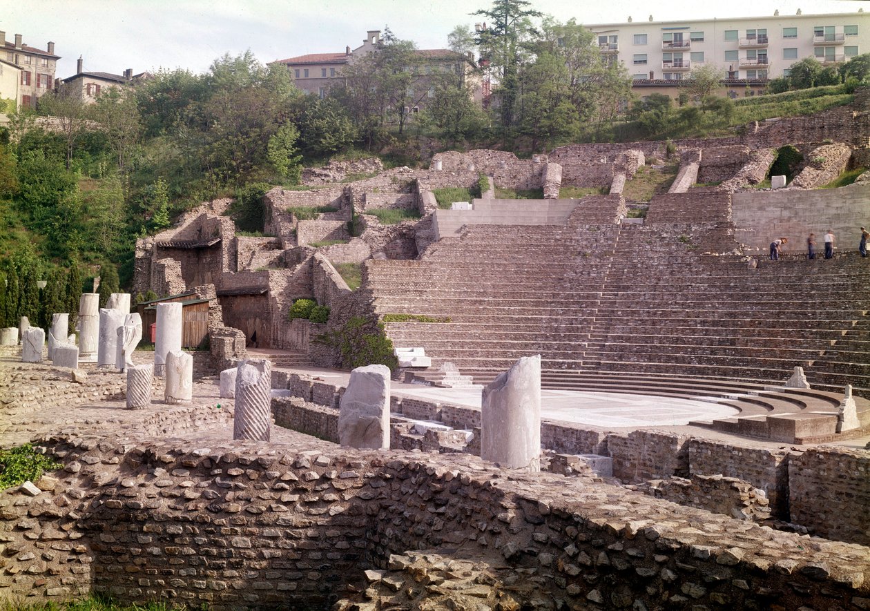 Romersk antikvitet: Romersk teater i Lyon, på bakken af Fourviere (Rhône), der stammer fra det 1. århundrede f.Kr. af Roman