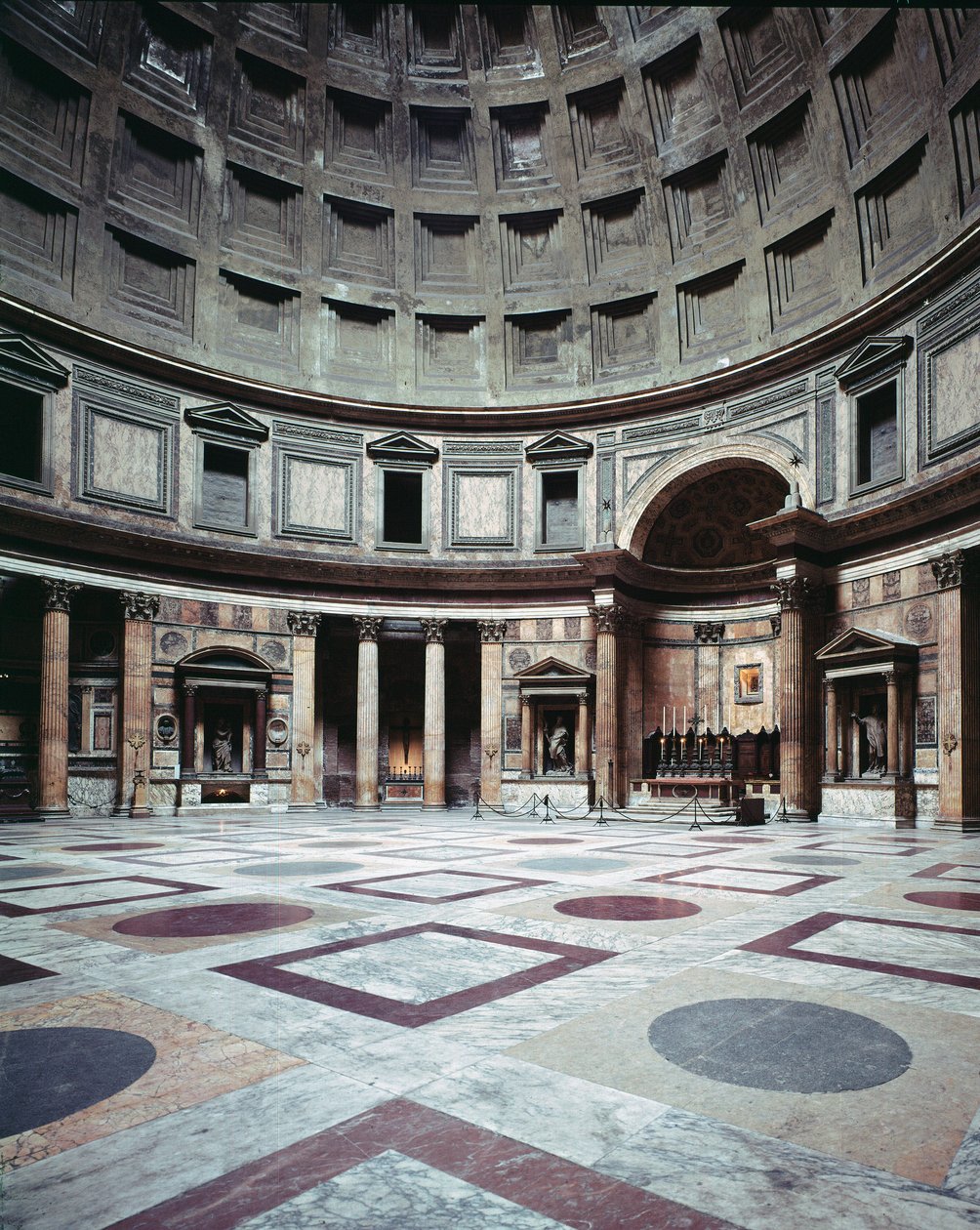 romersk kunst. Udsigt over det indre af Pantheon, bygget på Marcus Vipsanius Agrippas tid af Roman