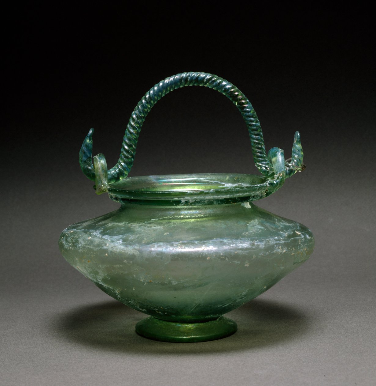 Romersk kunst: bikonisk vase. 1. århundrede e.Kr. Fra La Antigua Diam. 12 cm National Museum of Roman Art Merida, Spanien af Roman