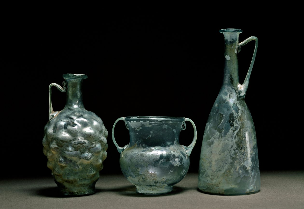 Romersk kunst: glasflasker og kande. 1. og 2. århundrede e.Kr. Nationalmuseet for romersk kunst Madrid af Roman