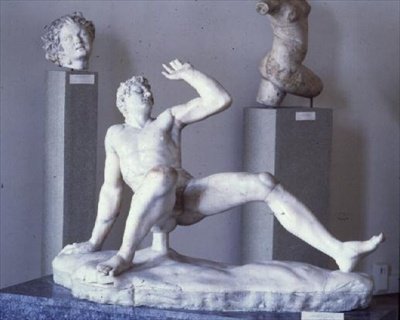 Statue af en faldende Gallien, kopi af en Pergamon-skoleoriginal fra det 3. århundrede f.Kr. (marmor) af Roman