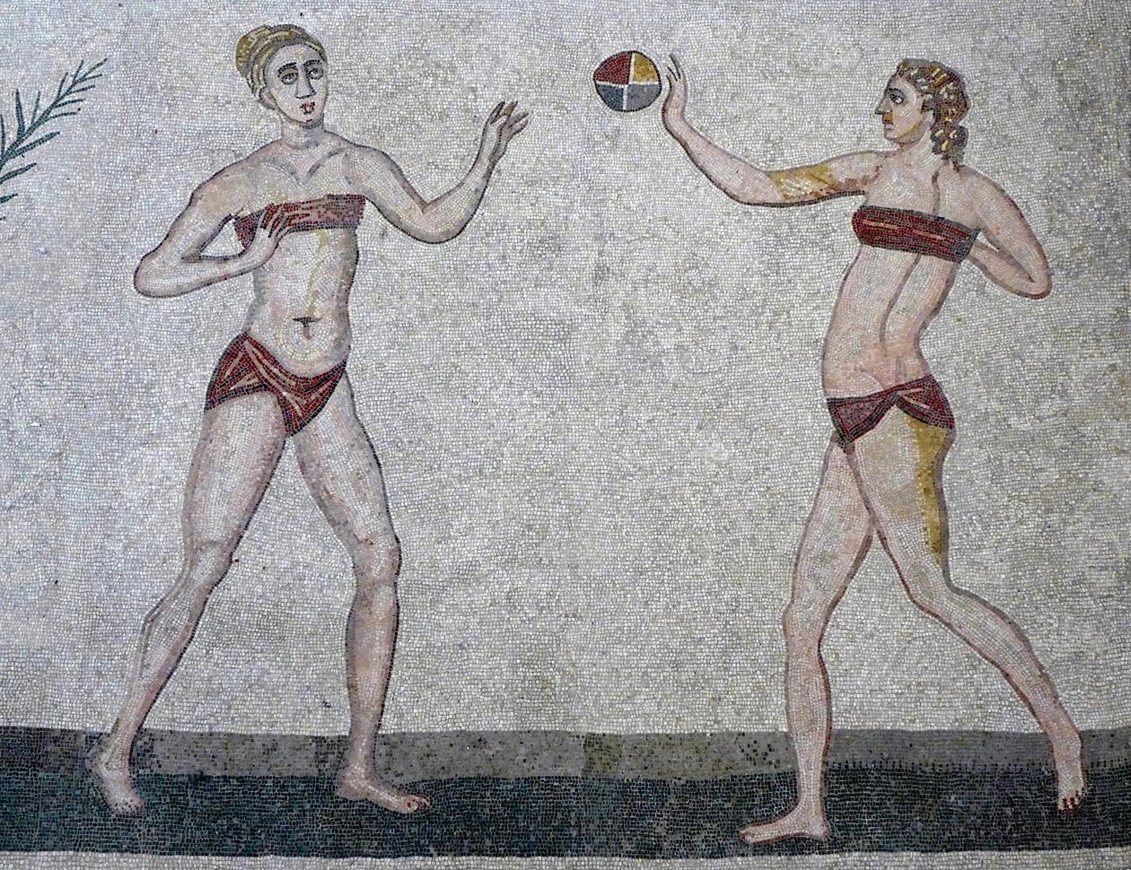 Unge kvinder i bikini, Villa Romana del Casale, Sicilien, 315-350 AD (mosaik) af Roman