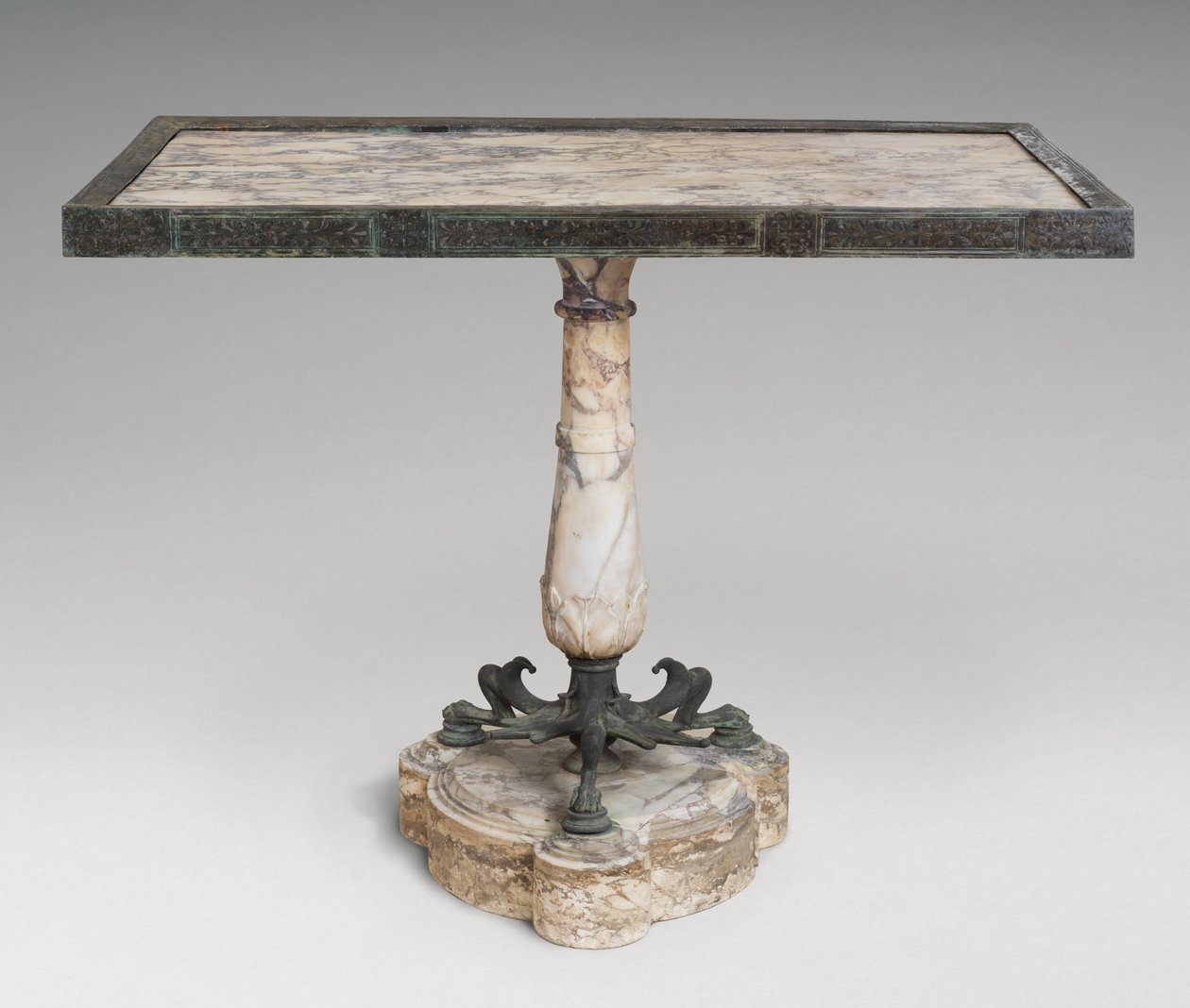 Marmor og bronze bord af Roman Imperial Period