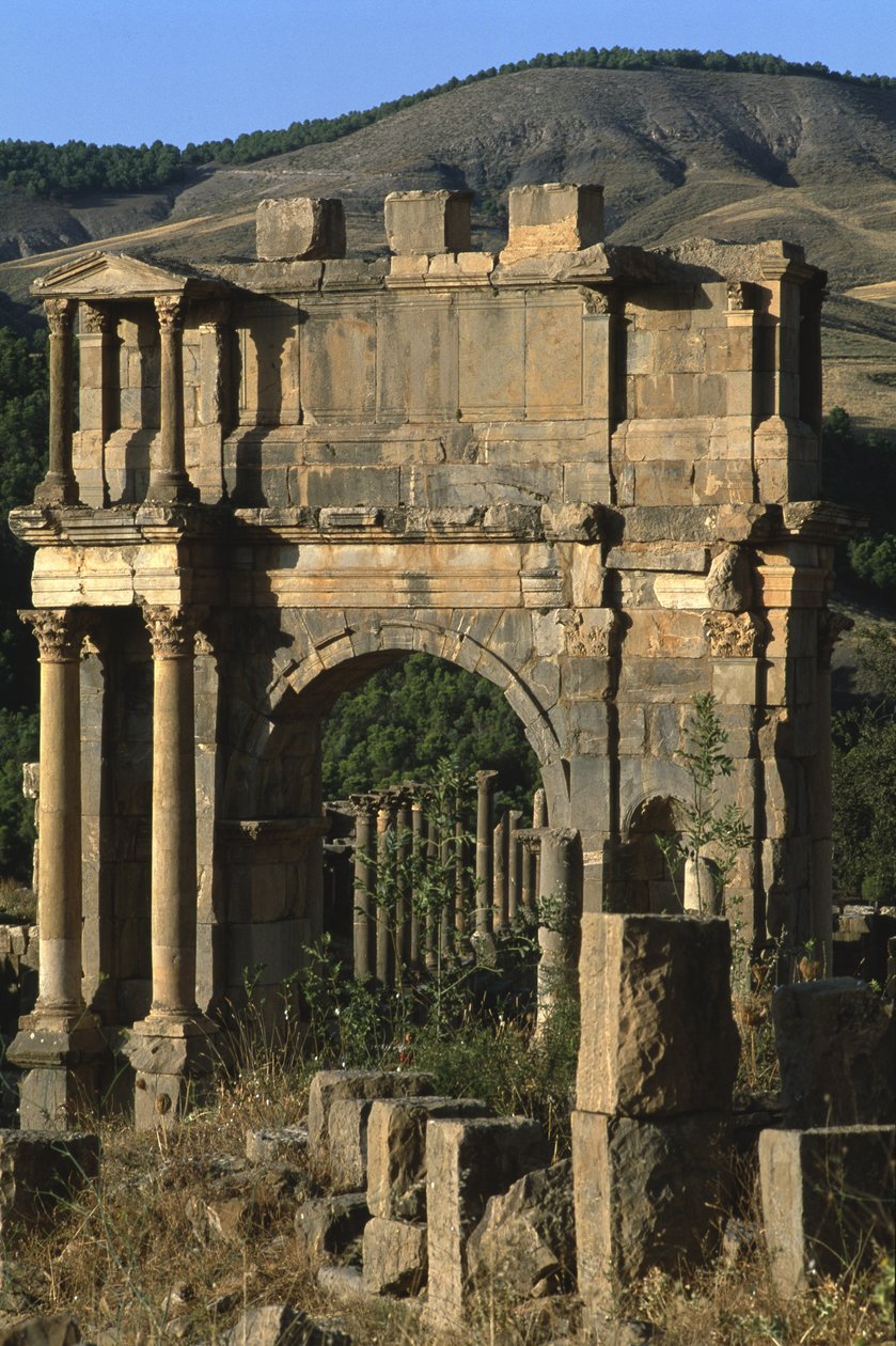 Triumfbue bygget til ære for kejser Caracalla, den høje kejserperiode (27 f.Kr. - 395 e.Kr.) af Roman Imperial Period