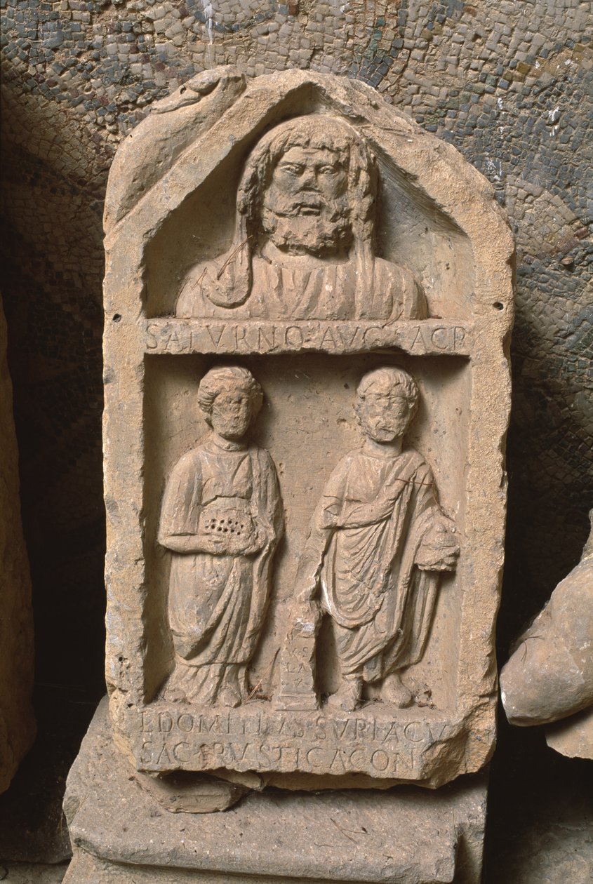 Votiv stela dedikeret til Saturn, den høje kejserperiode (27 f.Kr.-395 e.Kr.) af Roman Imperial Period