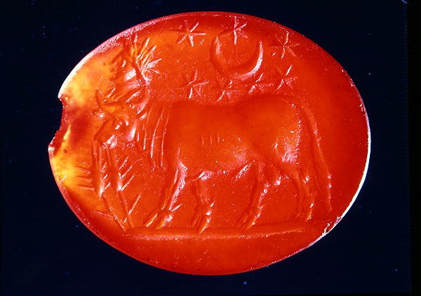 Apis, 2.-4. århundrede e.Kr. (karneol) af Roman Roman