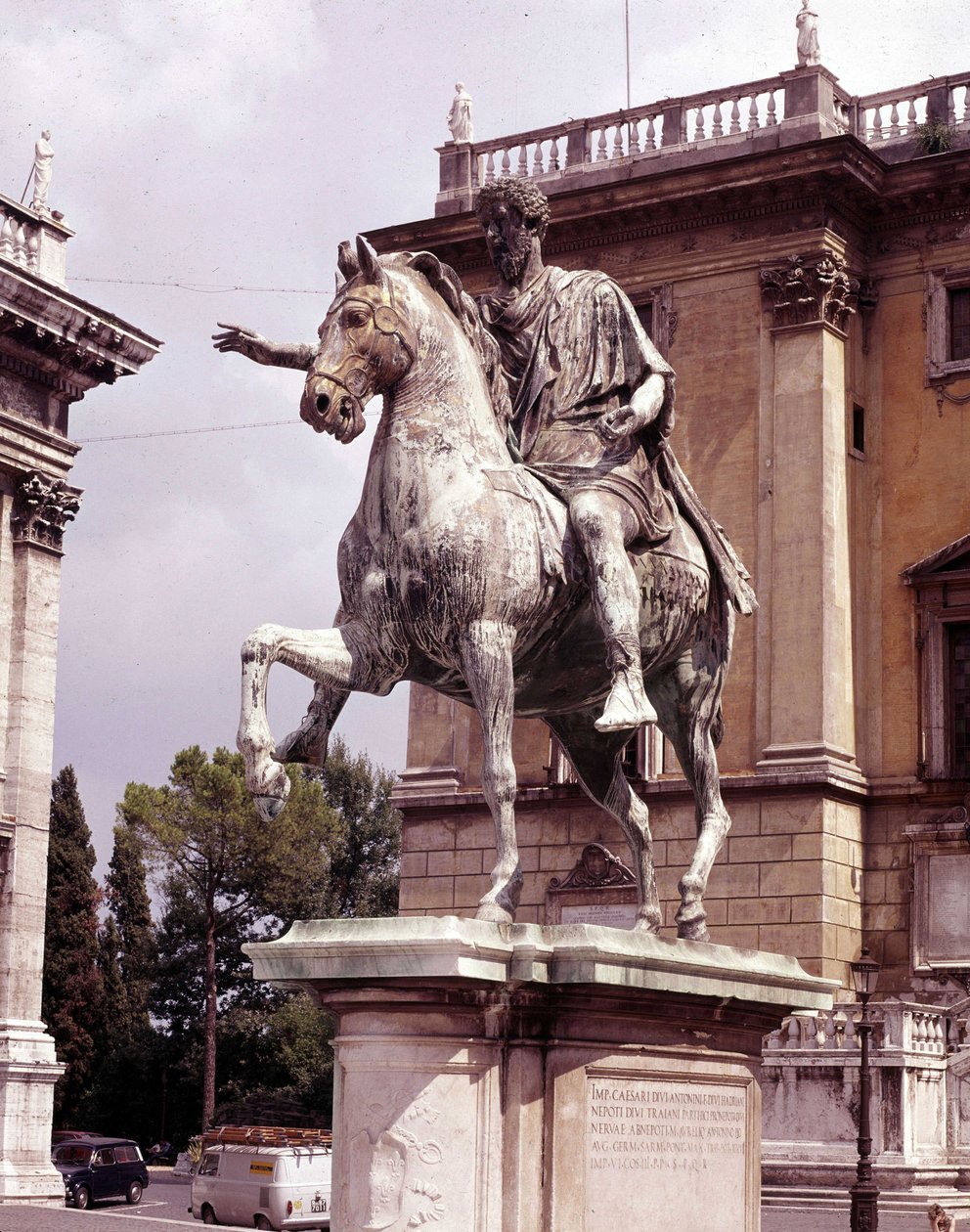 Rytterstatue af Marcus Aurelius - Campidoglio-pladsen, Rom af Roman Roman