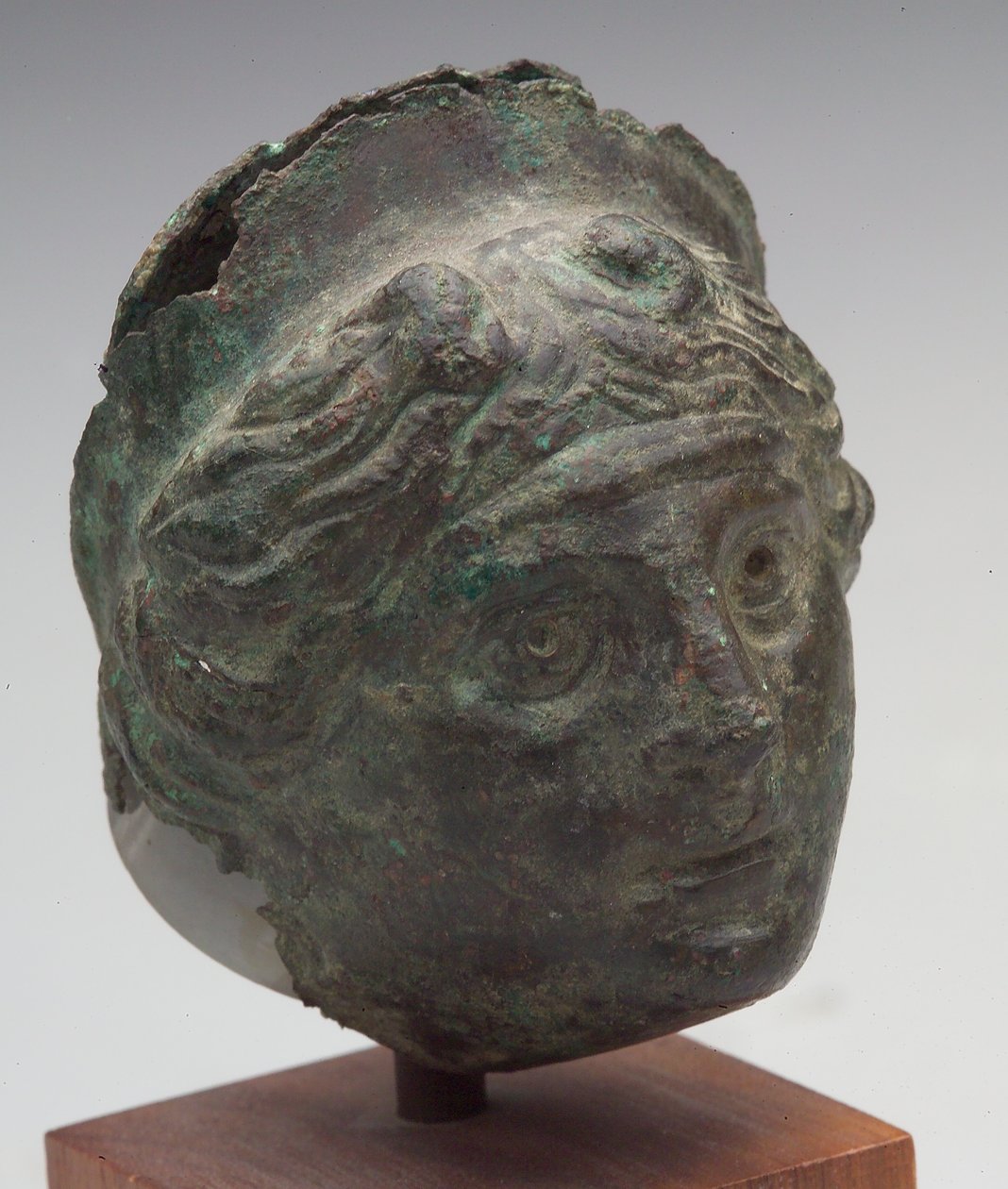 Afrodites hoved, 5. århundrede e.Kr.(?) (repoussé bronze) af Roman Roman