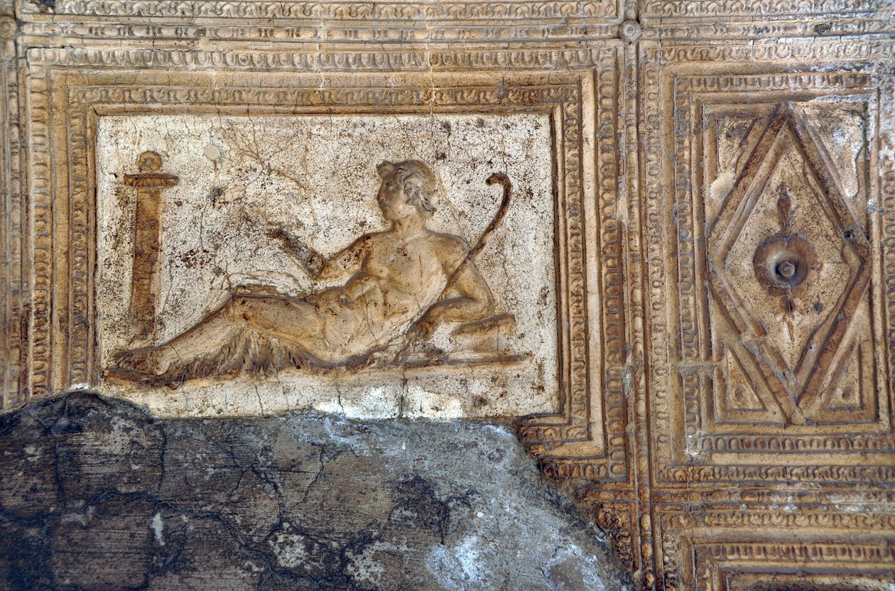 Herculanum (Herculaneum, Ercolano, Italia, Italien) - basrelief: tegnforlængelse, dekorationsdetalje - romersk kunst - Foto Patrice Cartier - af Roman Roman