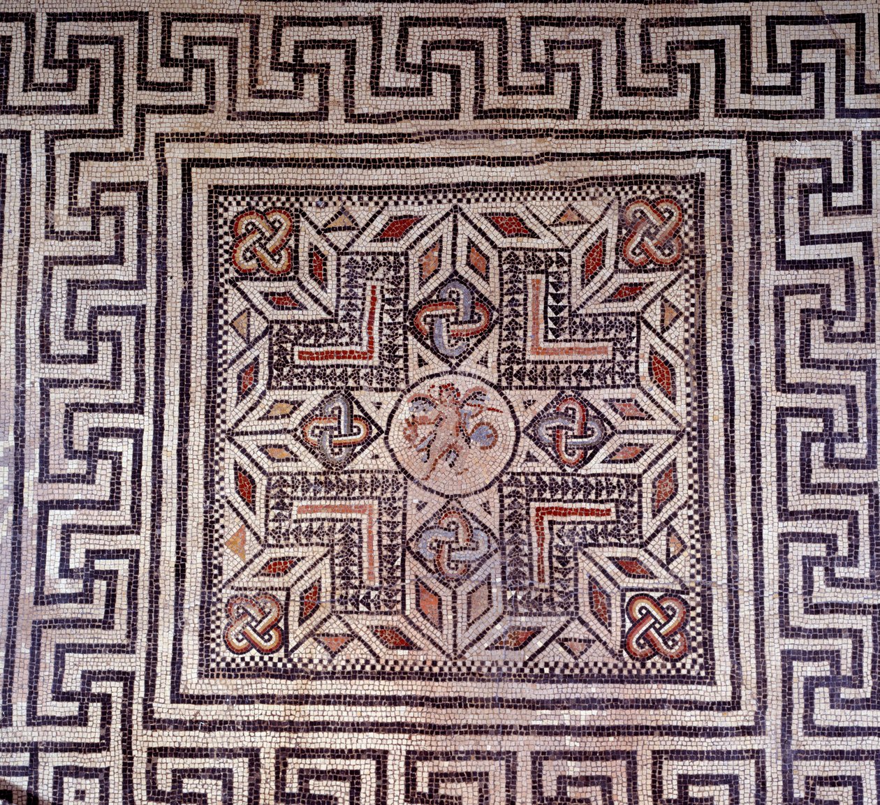 Romersk kunst: mosaik med geometriske figurer. Nimes, arkæologisk museum. af Roman Roman