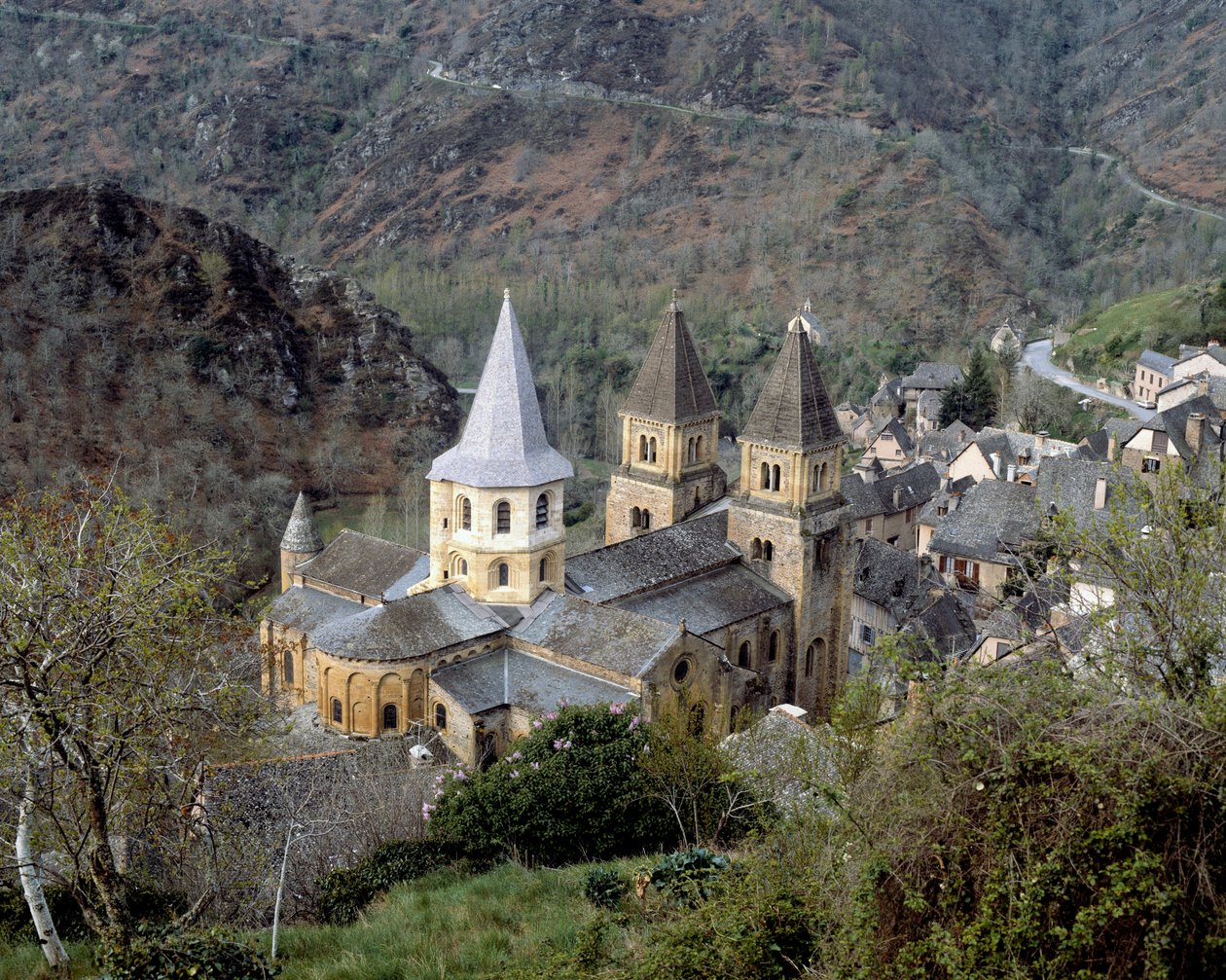 Luftfoto af klosteret af Romanesque