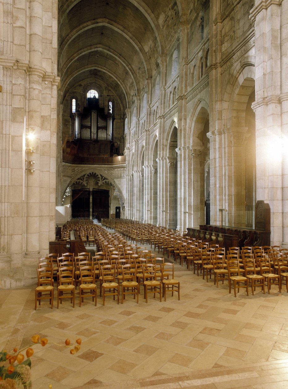 Interiør af Cathedrale Saint Lazarus d