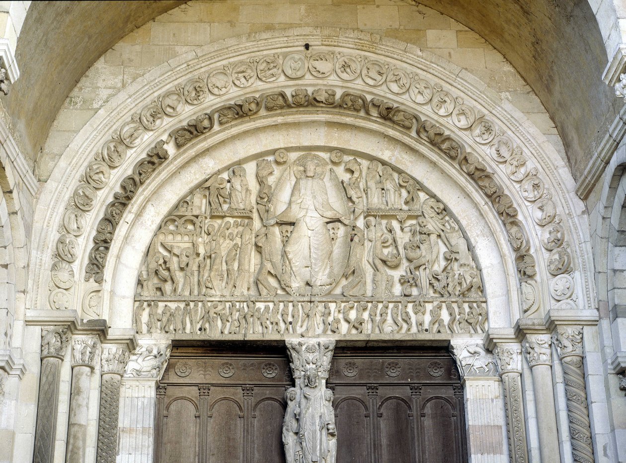 Sidste dom, skulptureret tympanon fra Cathedrale Saint Lazarus d
