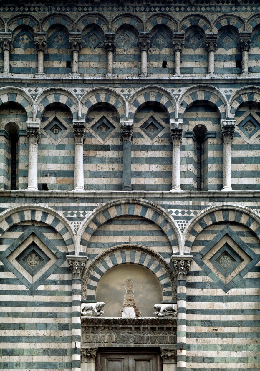 Romansk kunst: detalje af den polykrome facade af Romanesque