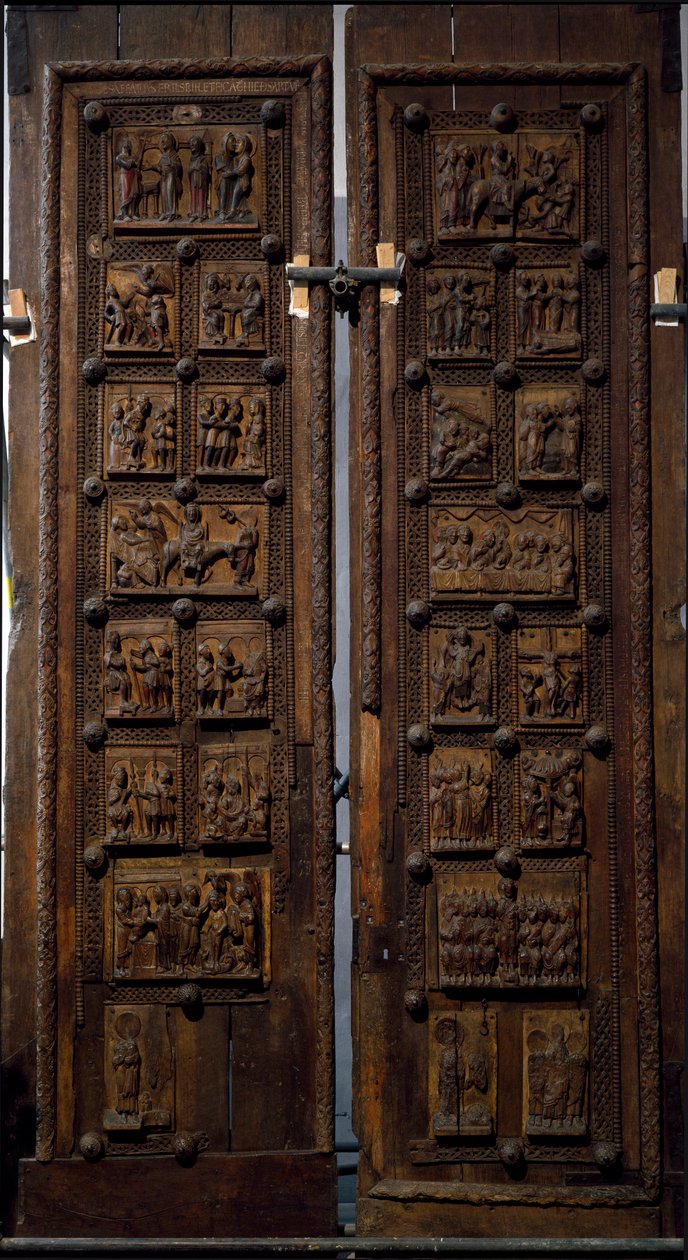 Romansk kunst: trædør fra midten af det 12. århundrede i kirken St. Mary of the Capitol i Köln, Tyskland (Sankt Maria im Kapitol, Köln) af Romanesque