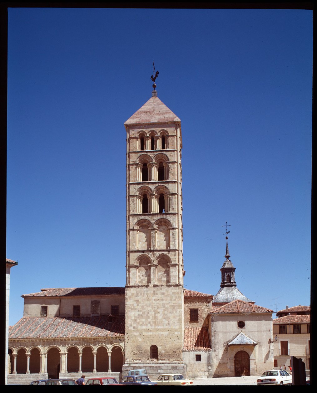 Udsigt over kirken af Romanesque