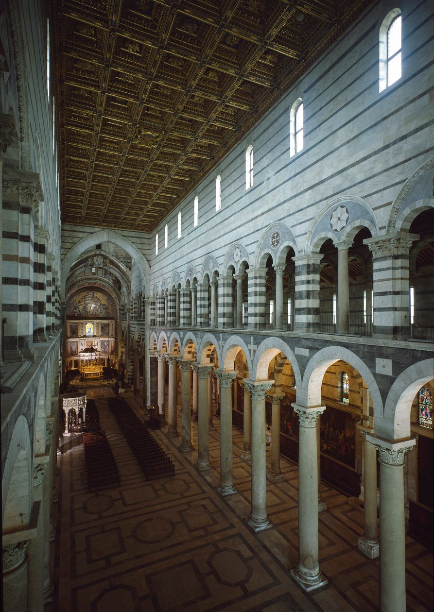 Udsigt over katedralens centrale skib (Duomo di Santa Maria Assunta di Pisa) 11.-12. århundrede, Pisa (foto) af Romanesque