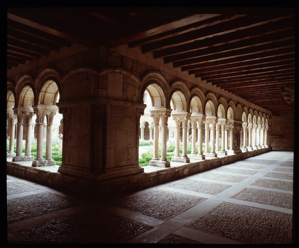 Udsigt over klosteret i det kongelige kloster i Las Huelgas de Burgos af Romanesque