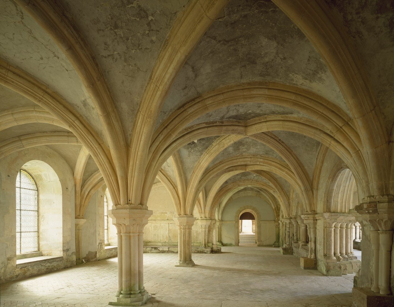 Udsigt over scriptoriet, samfundets mødested, cistercienserkloster grundlagt i det 12. århundrede. Fontenay, Guldkysten af Romanesque