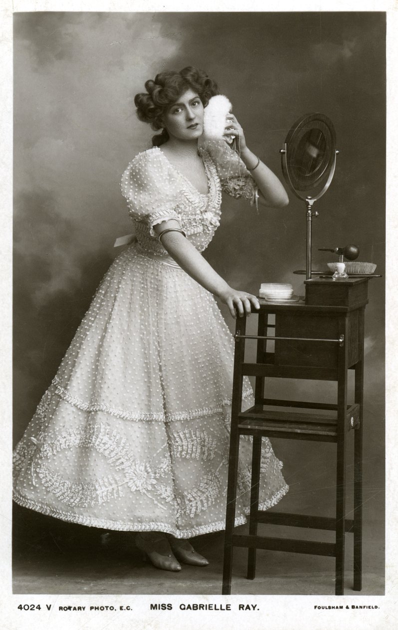 Gabrielle Ray, engelsk skuespillerinde, danser og sanger, c1906. af Rotary Photo