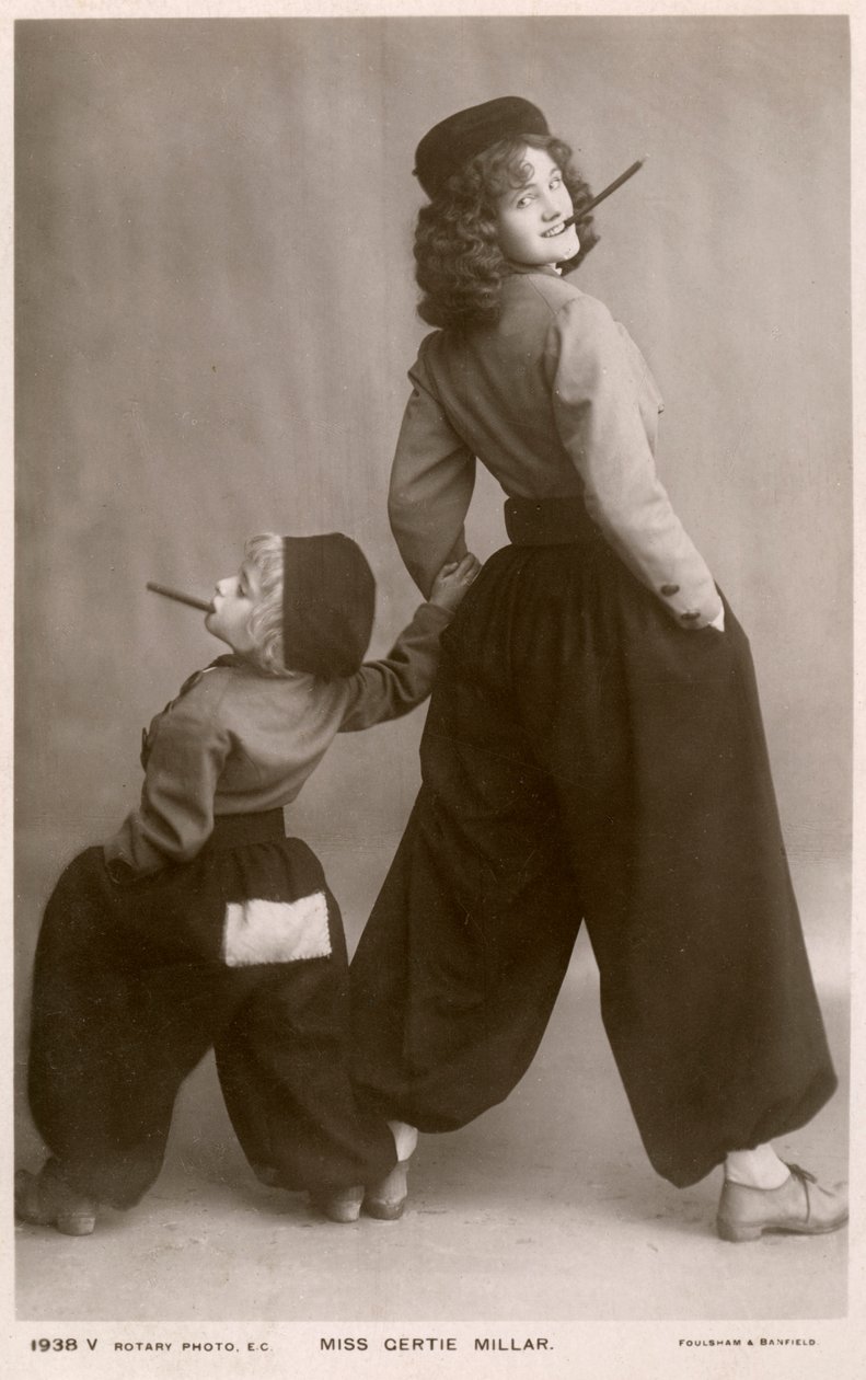 Gertie Millar, britisk skuespillerinde og sangerinde, c1906. af Rotary Photo