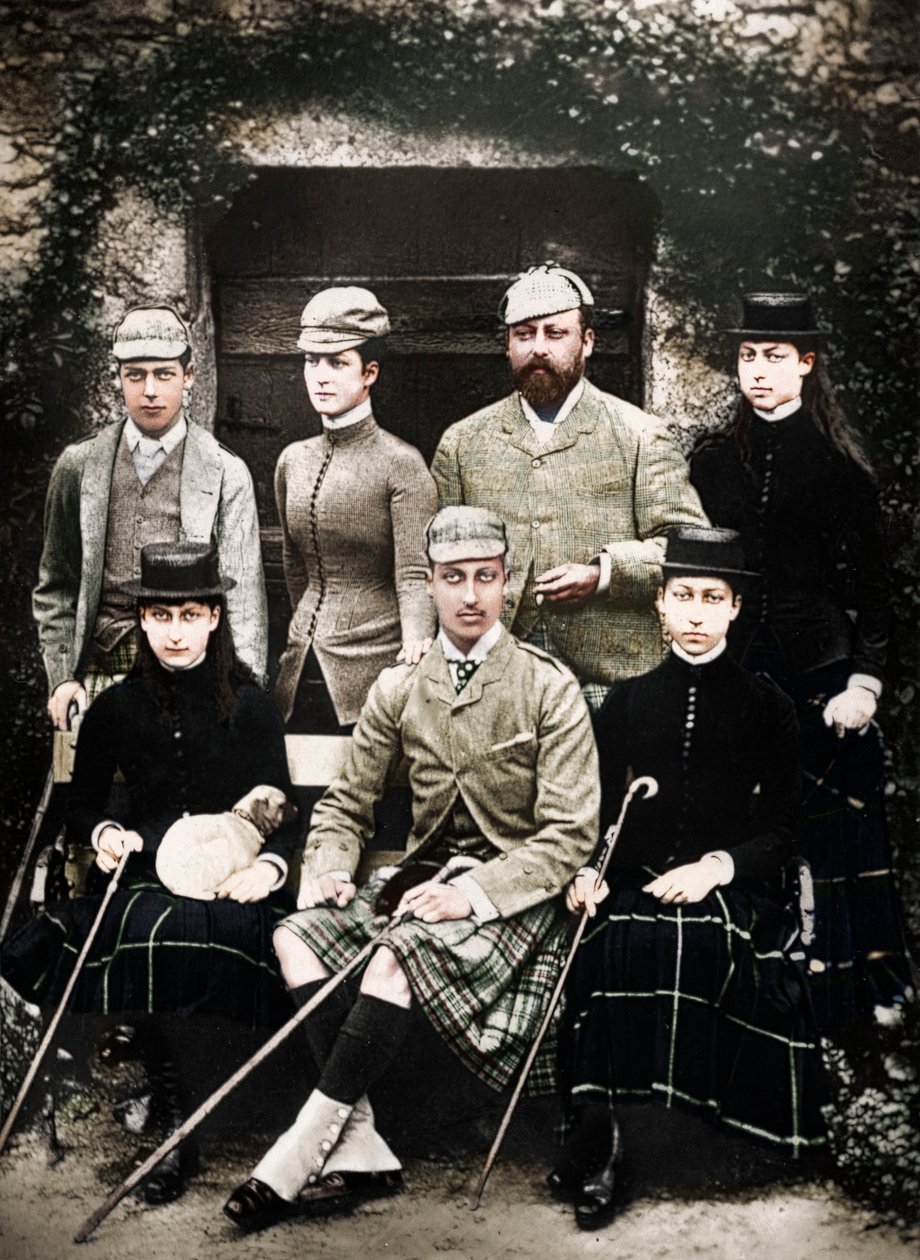 Prinsen og Prinsessen af Wales i skydedragt, 1900 af Russell and Sons