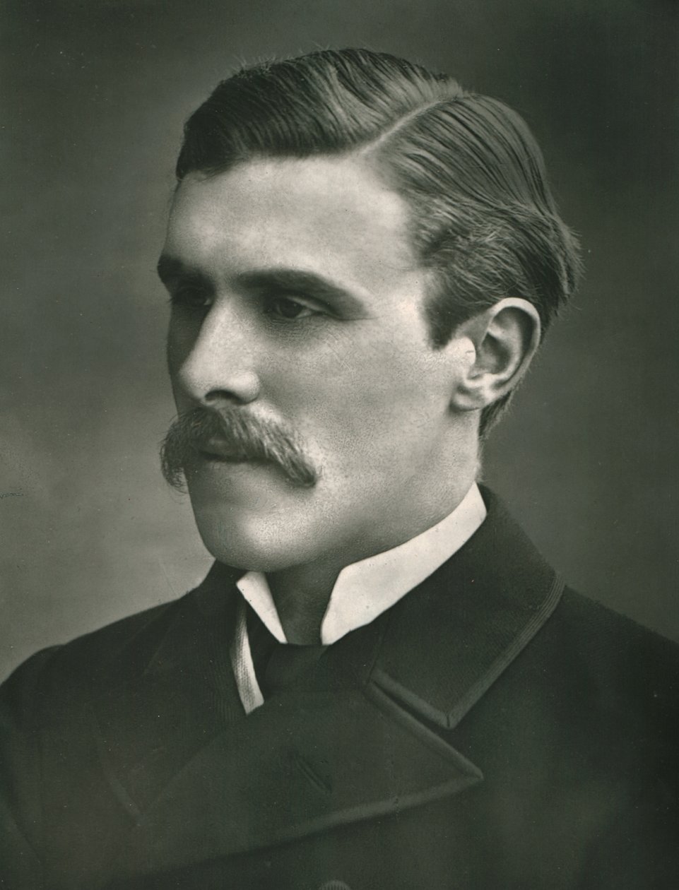 The Right Honorable William St. John Fremantle Brodrick, c1899. af Russell and Sons