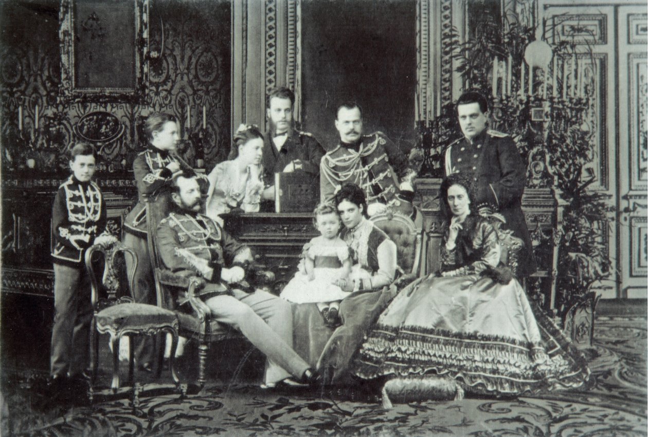 Familieportræt af kejser Alexander II af Russian Photographer