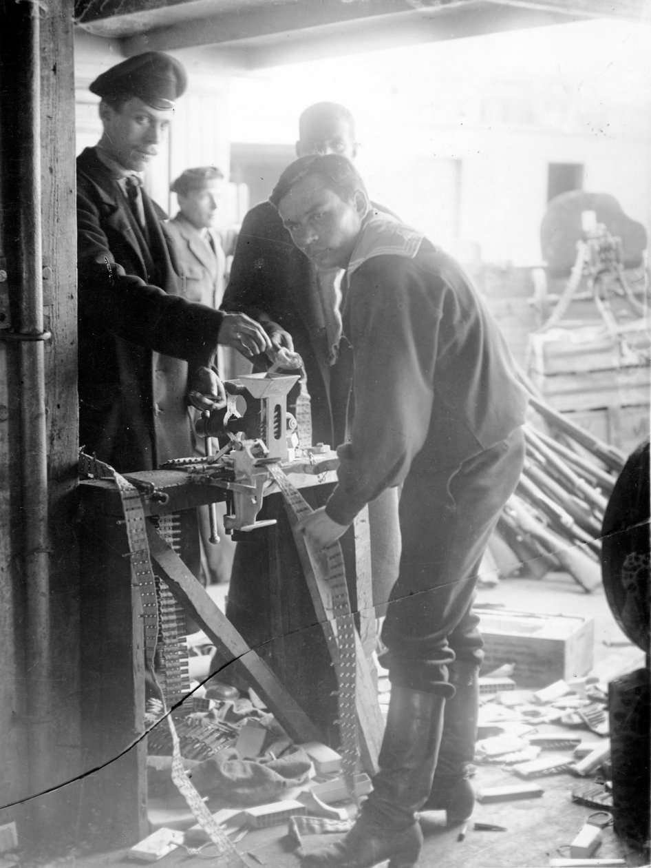 Ammunitionsfabrik, Skt. Petersborg, 1917 af Russian Photographer